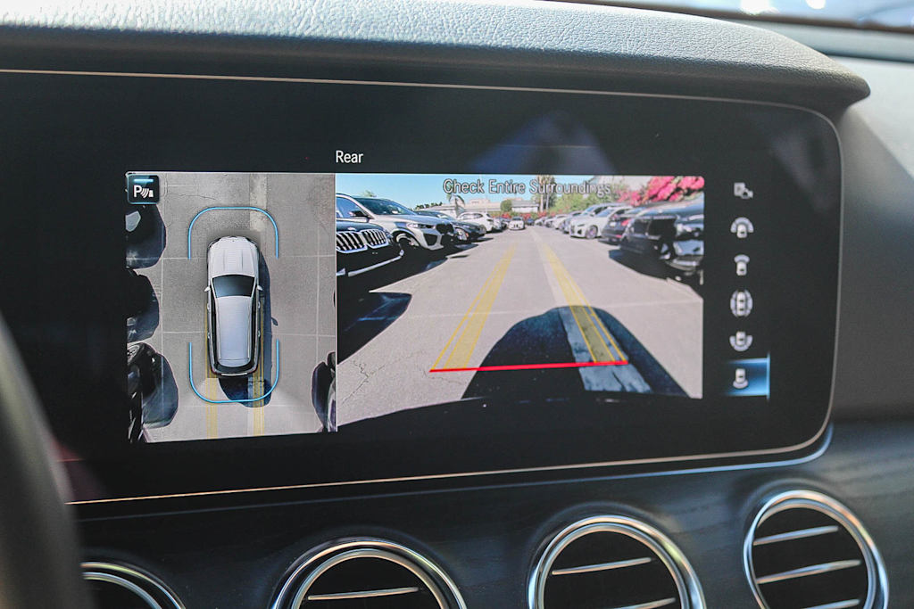 Thumbnail: 2023 Mercedes-Benz E-Class - 26