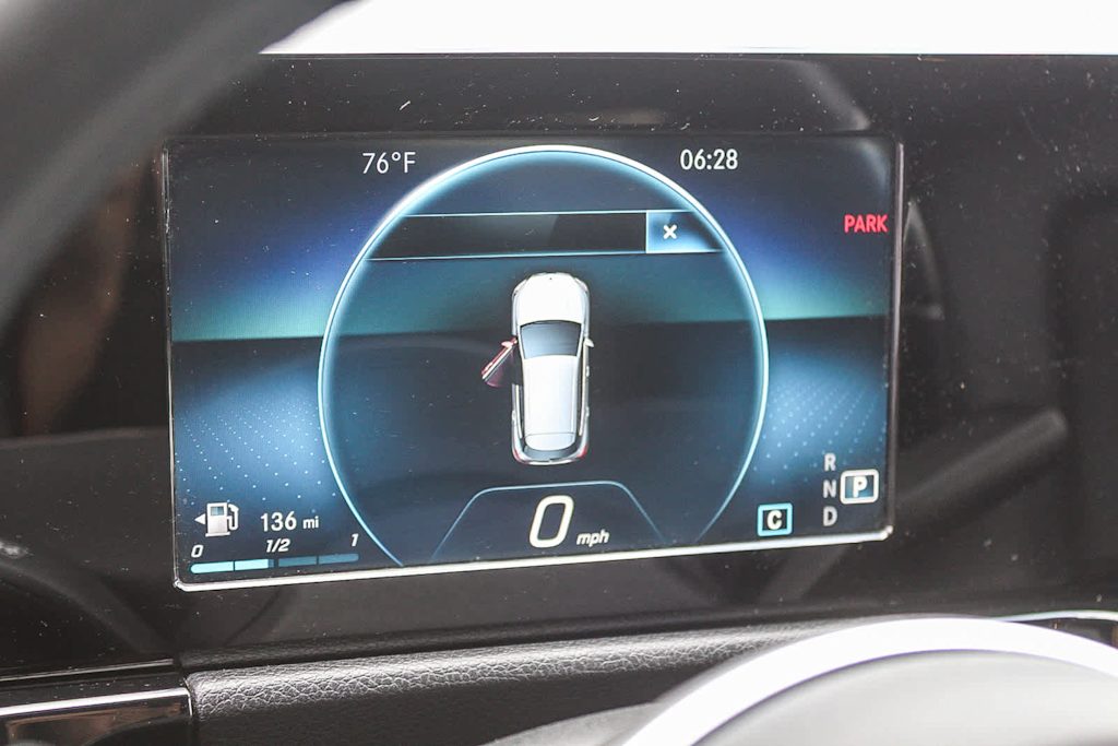 Thumbnail: 2021 Mercedes-Benz GLA - 26