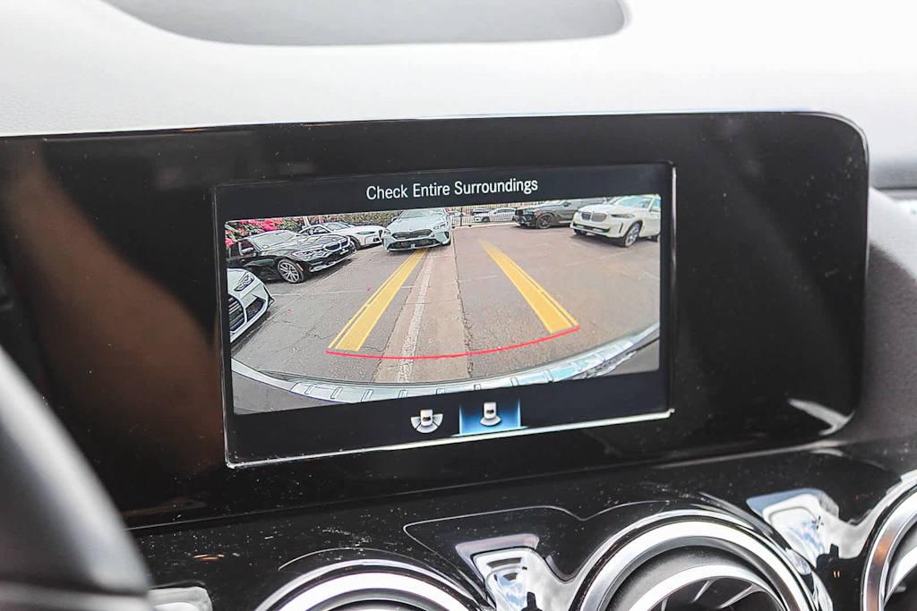 Thumbnail: 2021 Mercedes-Benz GLA - 27