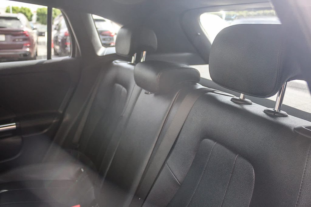 Thumbnail: 2021 Mercedes-Benz GLA - 11