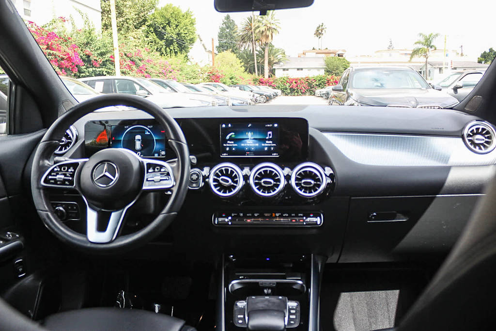 Thumbnail: 2021 Mercedes-Benz GLA - 2