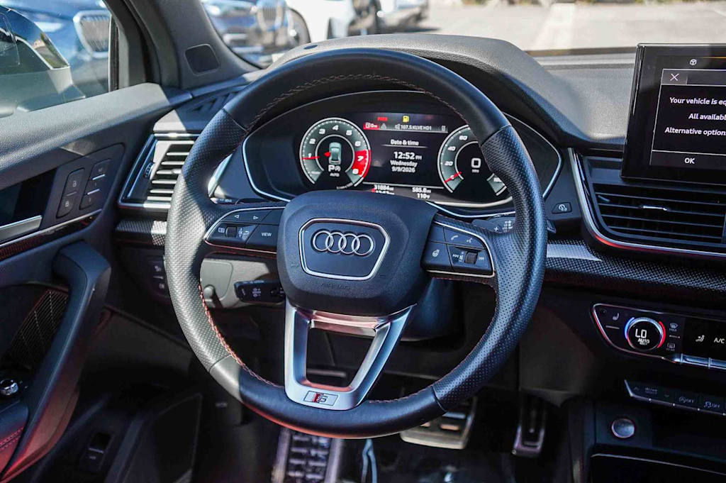 Thumbnail: 2024 Audi SQ5 - 8
