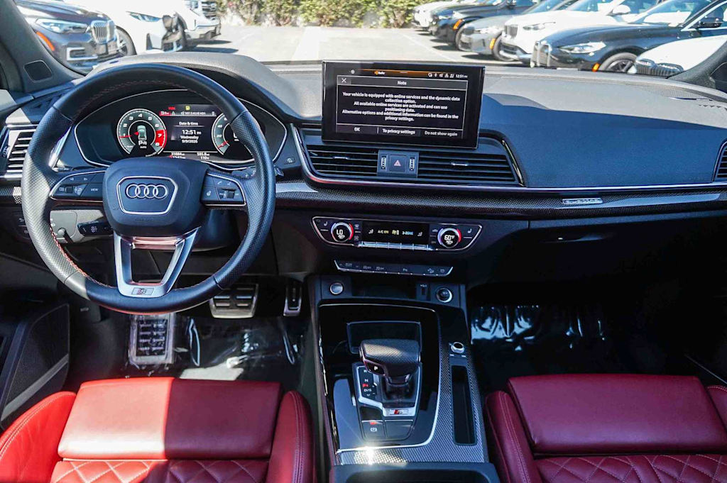 Thumbnail: 2024 Audi SQ5 - 2