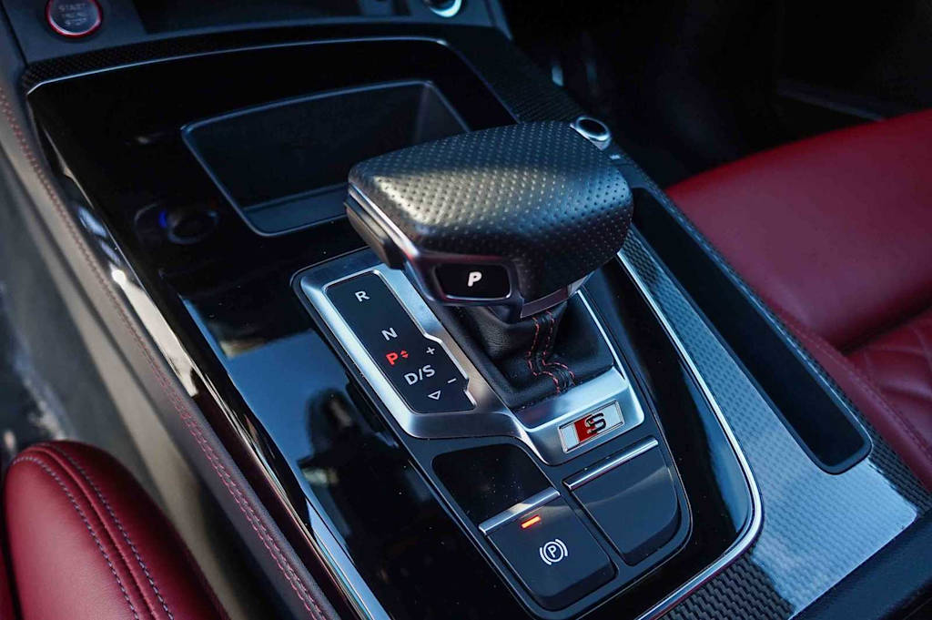 Thumbnail: 2024 Audi SQ5 - 13