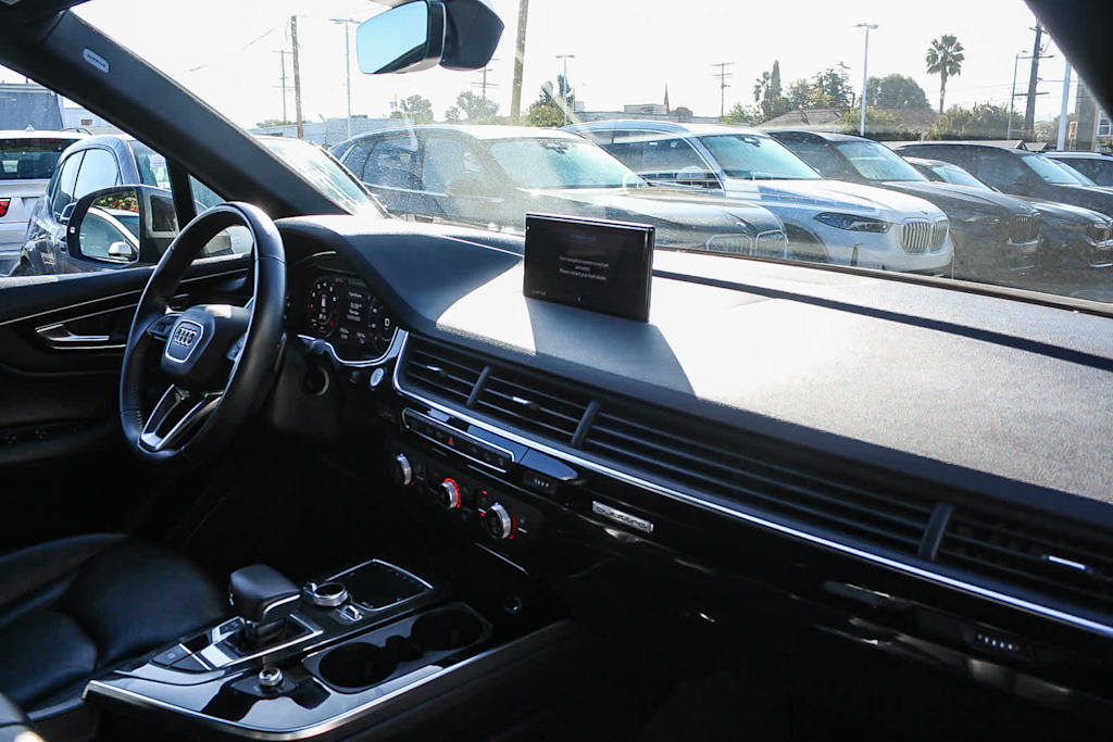 Thumbnail: 2017 Audi Q7 - 14