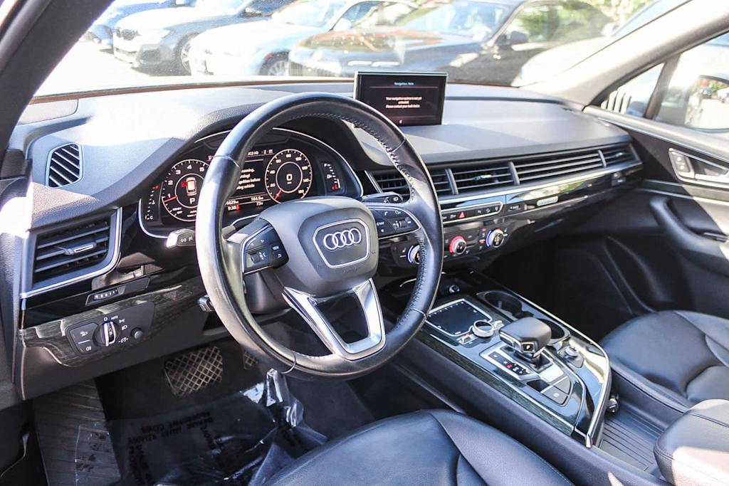 Thumbnail: 2017 Audi Q7 - 25