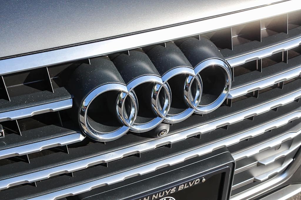 Thumbnail: 2017 Audi Q7 - 7