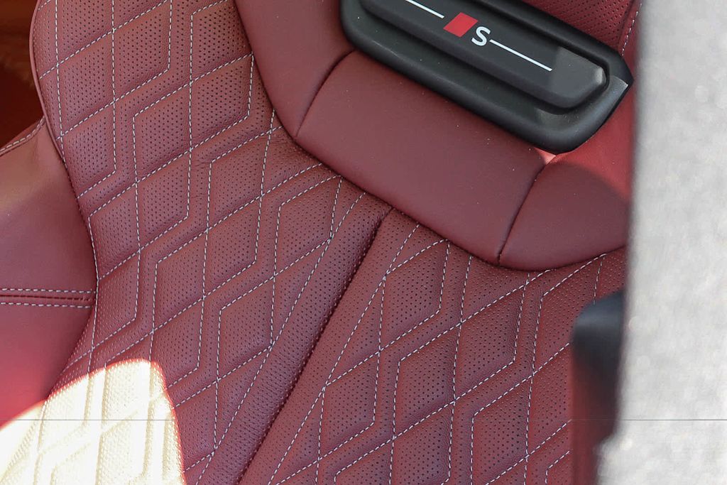 Thumbnail: 2025 Audi S5 - 10