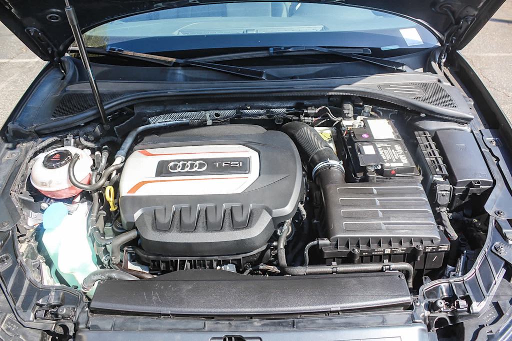 Thumbnail: 2019 Audi S3 - 8
