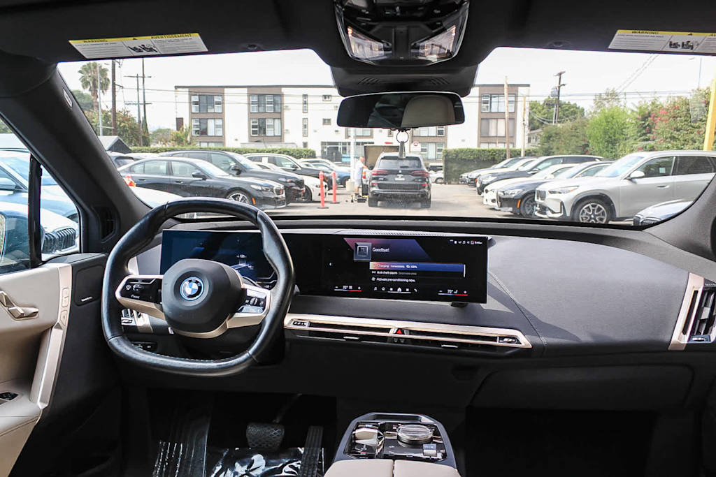 Thumbnail: 2024 BMW iX - 2