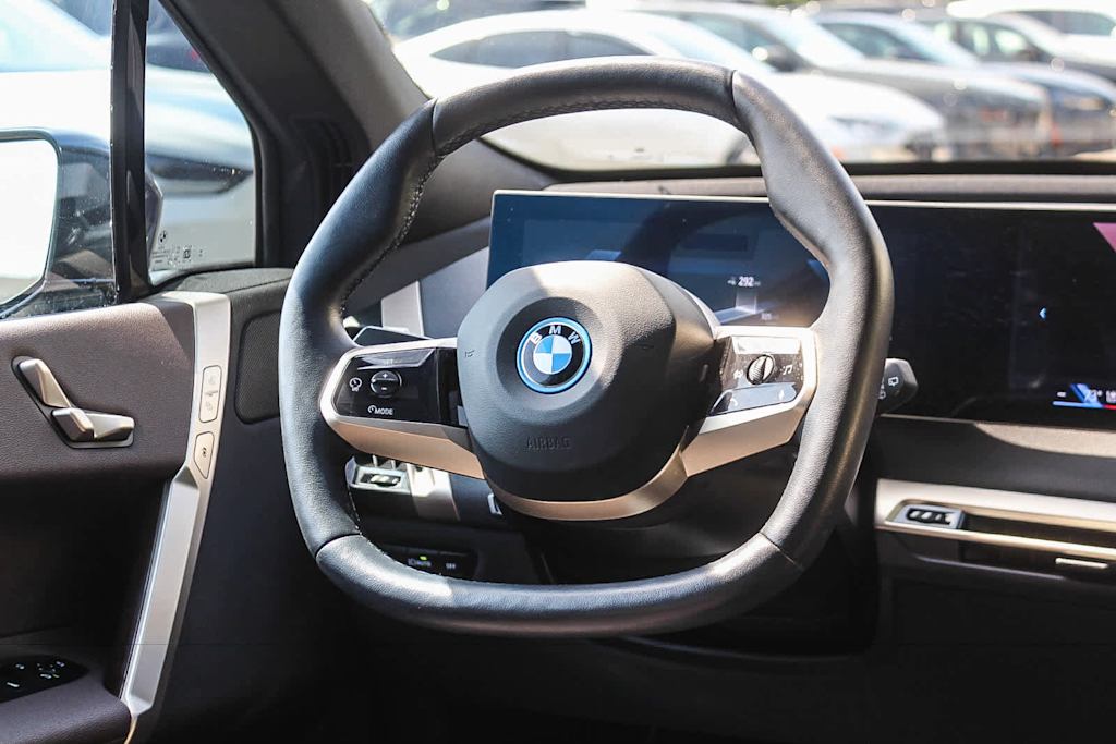Thumbnail: 2024 BMW iX - 7