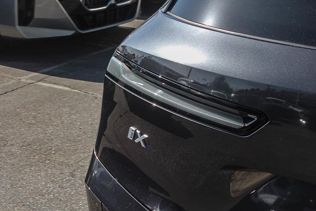 Thumbnail: 2024 BMW iX - 4