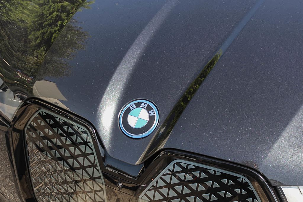 Thumbnail: 2024 BMW iX - 20