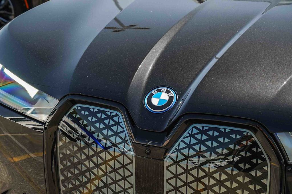 Thumbnail: 2024 BMW iX - 15