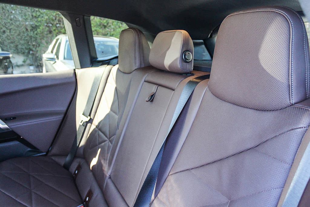 Thumbnail: 2026 BMW iX - 9