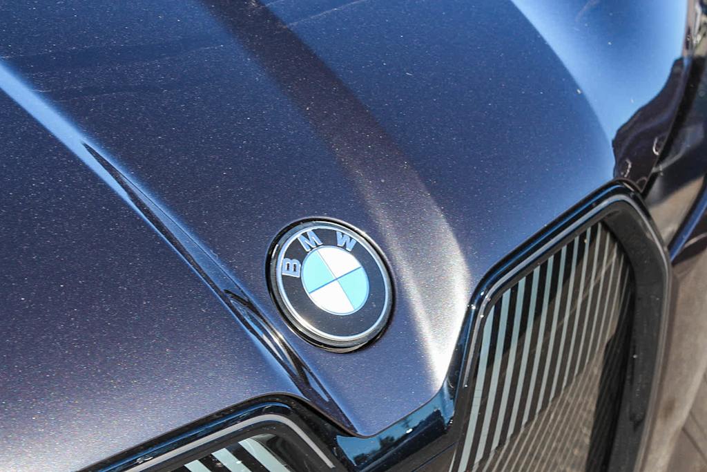 Thumbnail: 2026 BMW iX - 4