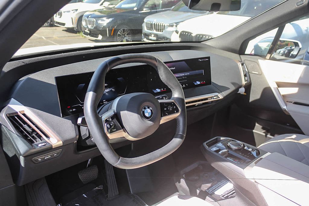 Thumbnail: 2026 BMW iX - 13