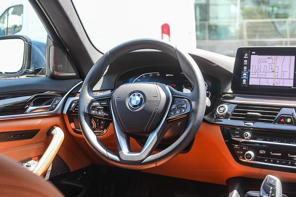 Thumbnail: 2023 BMW 5 Series - 9