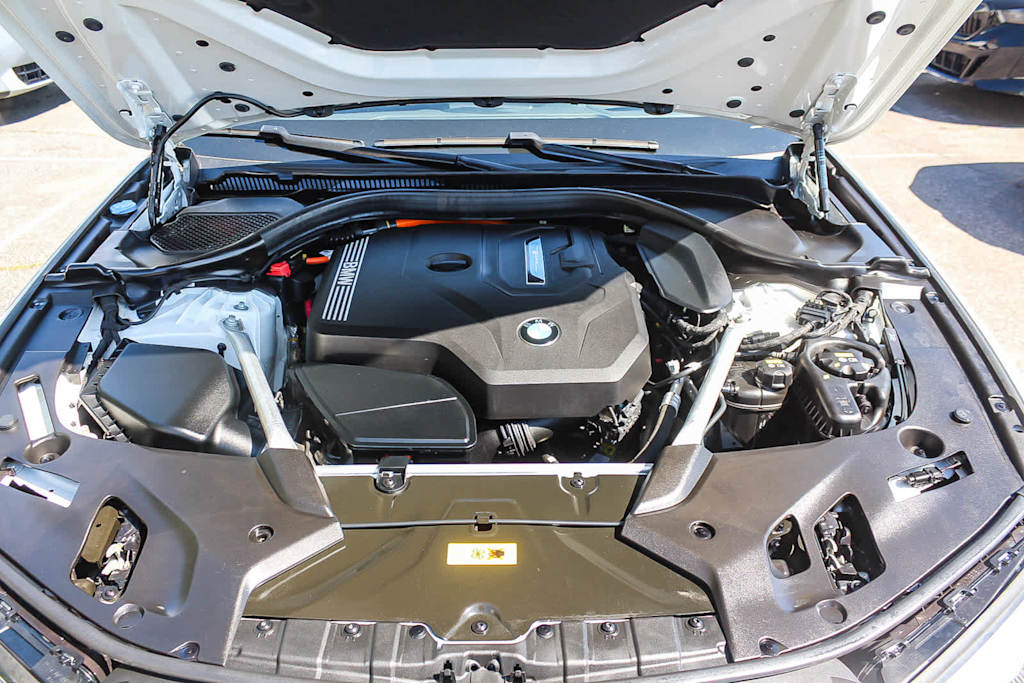 Thumbnail: 2023 BMW 5 Series - 8