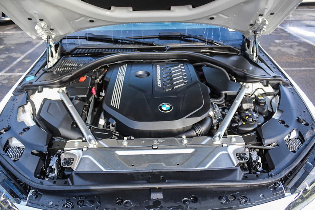 2022 BMW 4 Series M440i 8