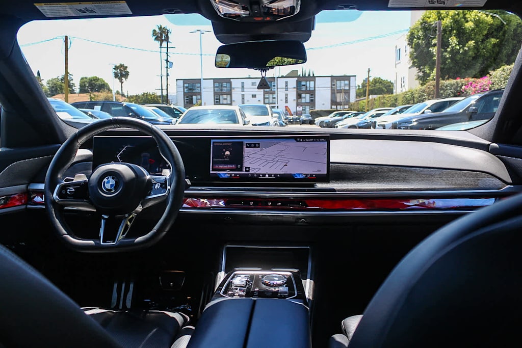Thumbnail: 2023 BMW 7 Series - 2