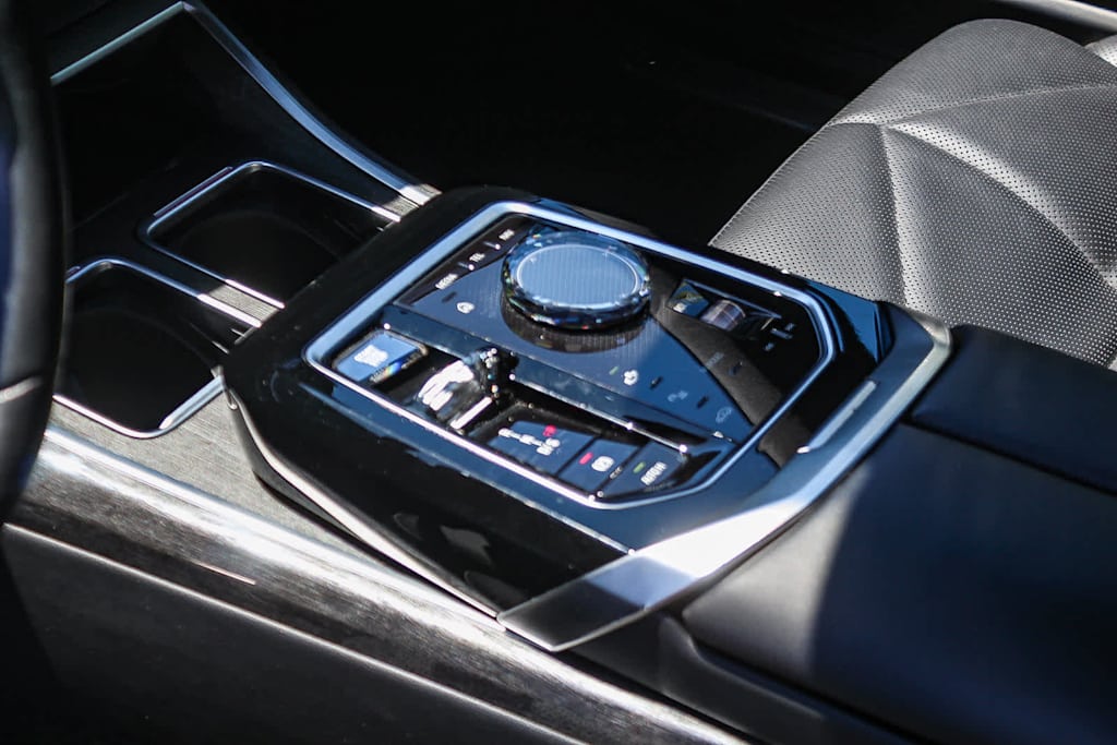 Thumbnail: 2023 BMW 7 Series - 14