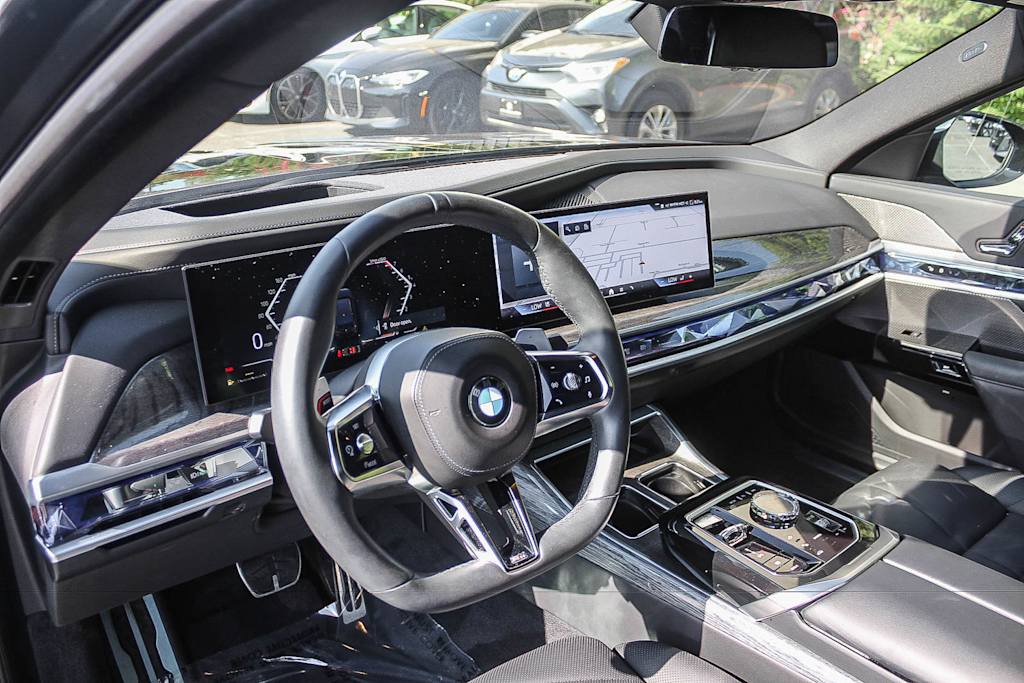 Thumbnail: 2023 BMW 7 Series - 13