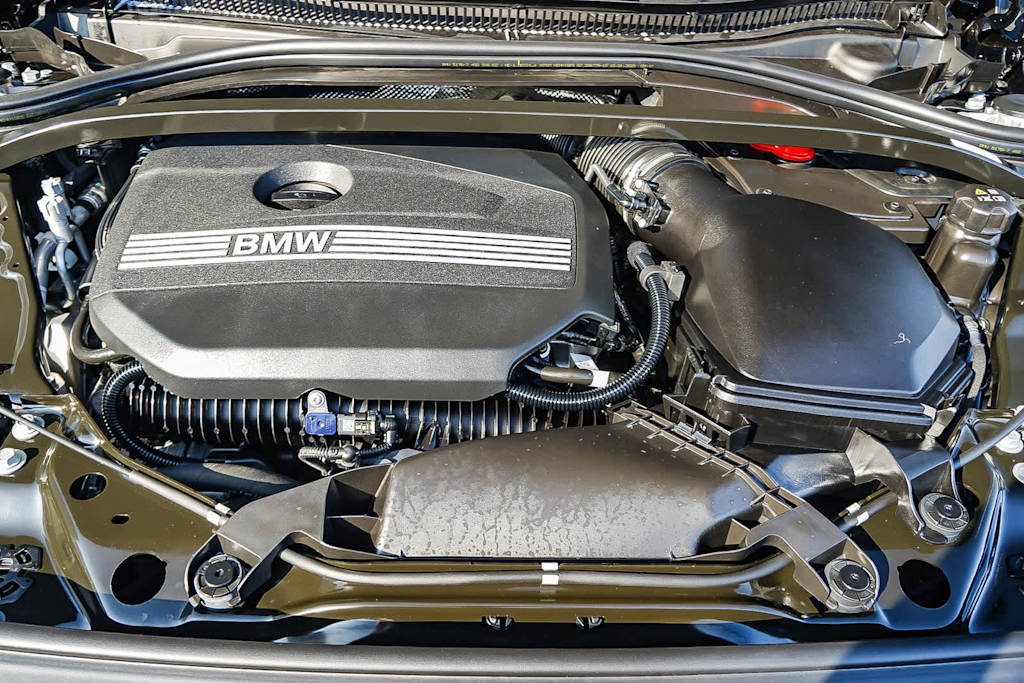 Thumbnail: 2025 BMW 2 Series - 8