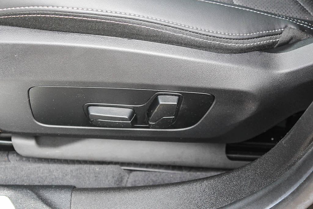 Thumbnail: 2025 BMW 2 Series - 25