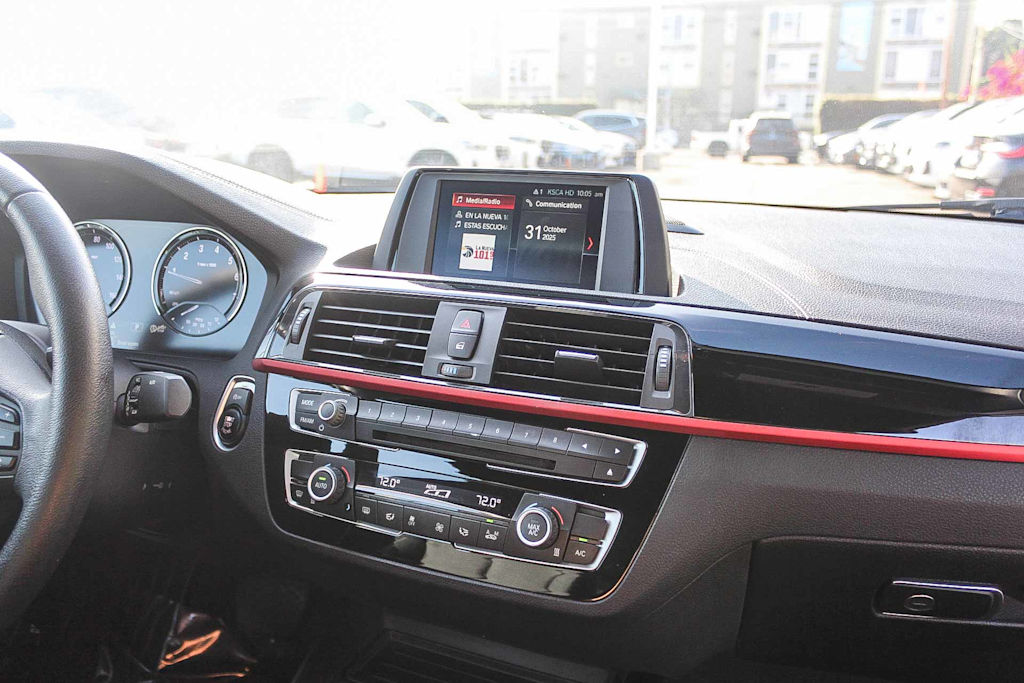 Thumbnail: 2018 BMW 2 Series - 2