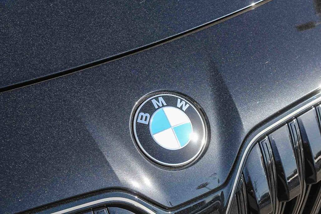 Thumbnail: 2025 BMW 7 Series - 21