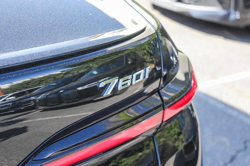 Thumbnail: 2025 BMW 7 Series - 27