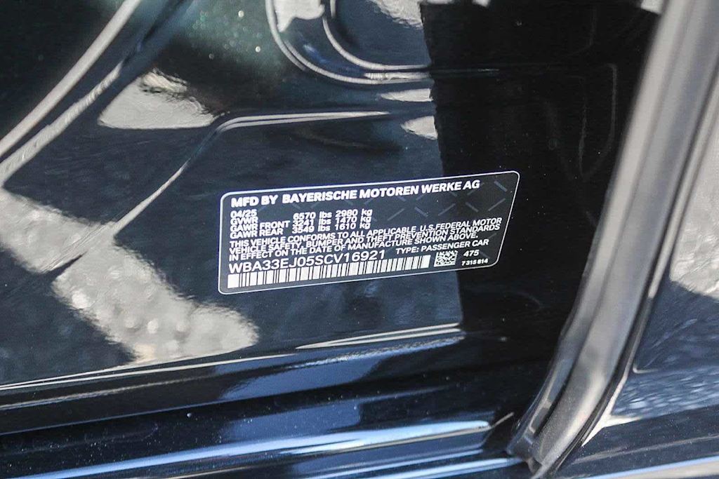 Thumbnail: 2025 BMW 7 Series - 28