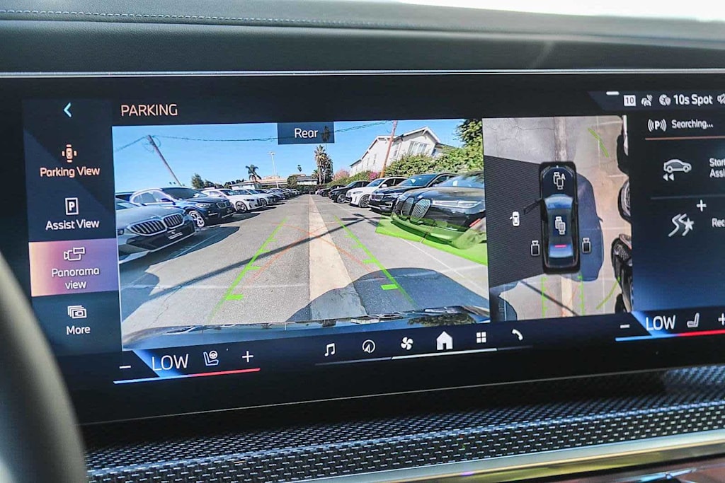 Thumbnail: 2025 BMW 7 Series - 26