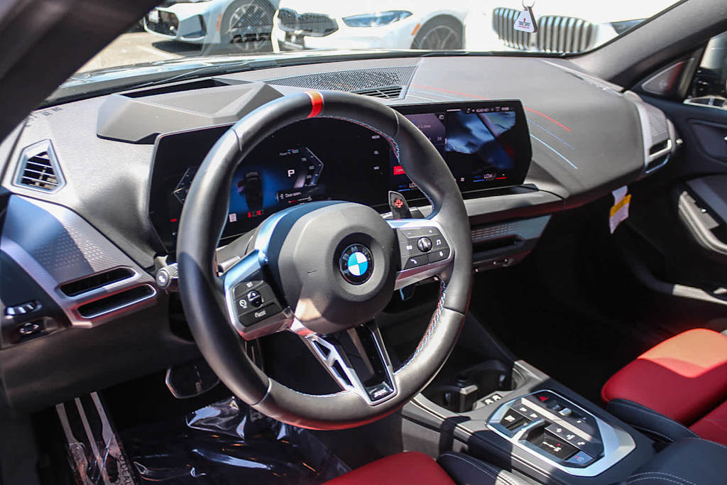 Thumbnail: 2025 BMW 2 Series - 12