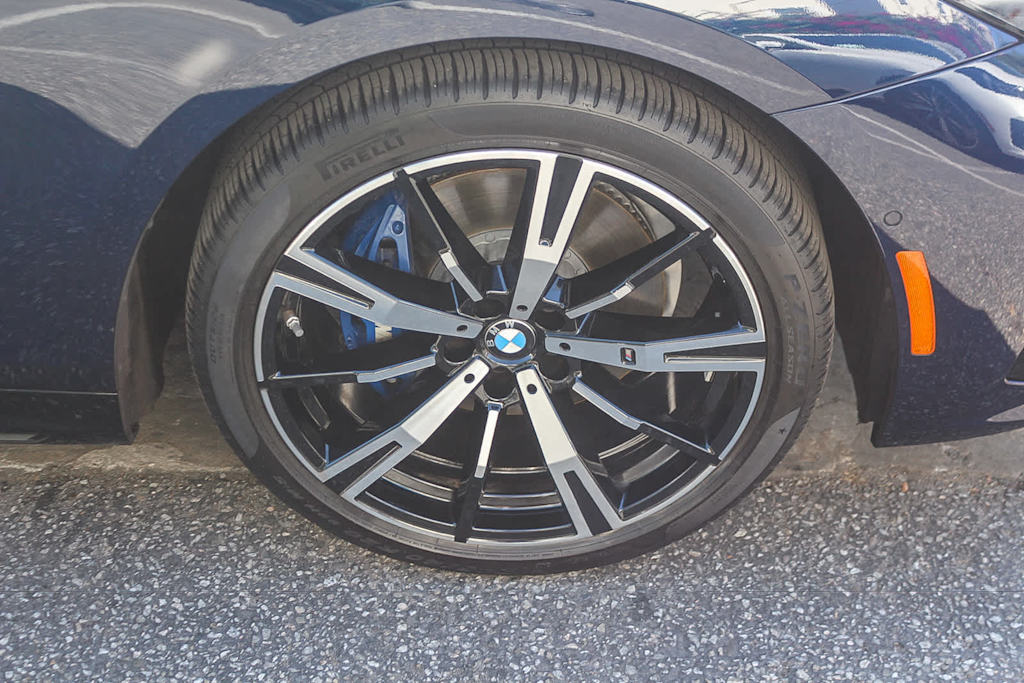 Thumbnail: 2026 BMW 5 Series - 19