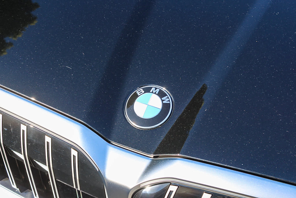 Thumbnail: 2026 BMW 5 Series - 16