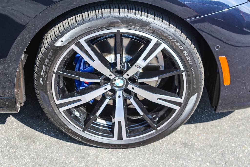 Thumbnail: 2025 BMW 5 Series - 19