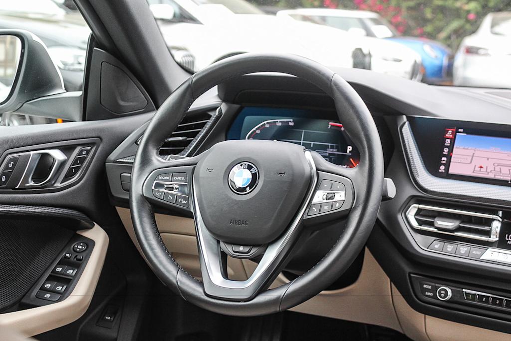 Thumbnail: 2023 BMW 2 Series - 9