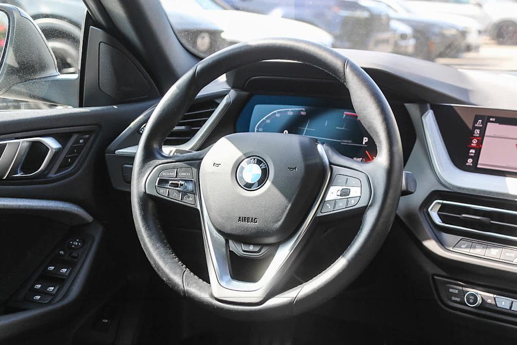 Thumbnail: 2023 BMW 2 Series - 8
