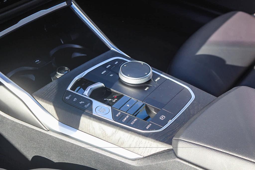 Thumbnail: 2024 BMW 4 Series - 12