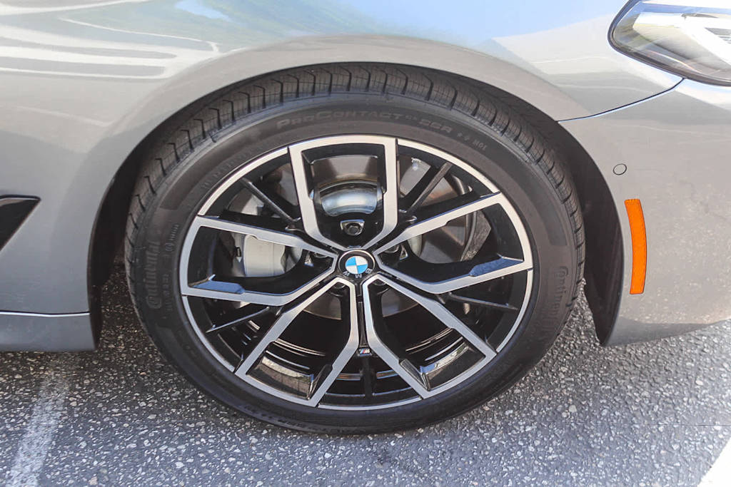 Thumbnail: 2023 BMW 5 Series - 20