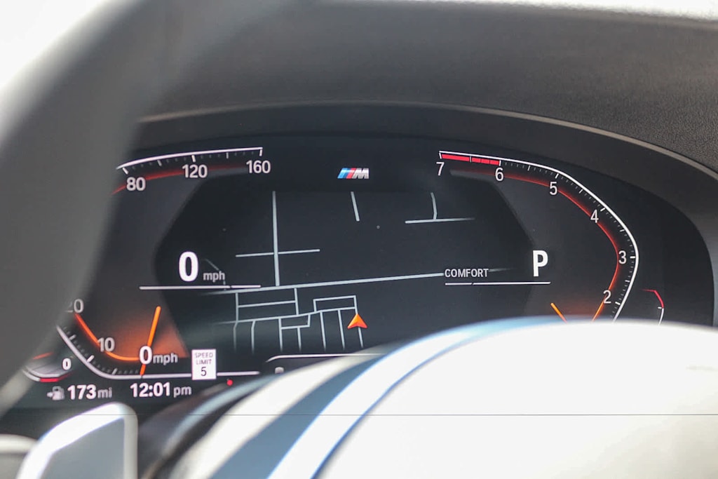 Thumbnail: 2023 BMW 5 Series - 26