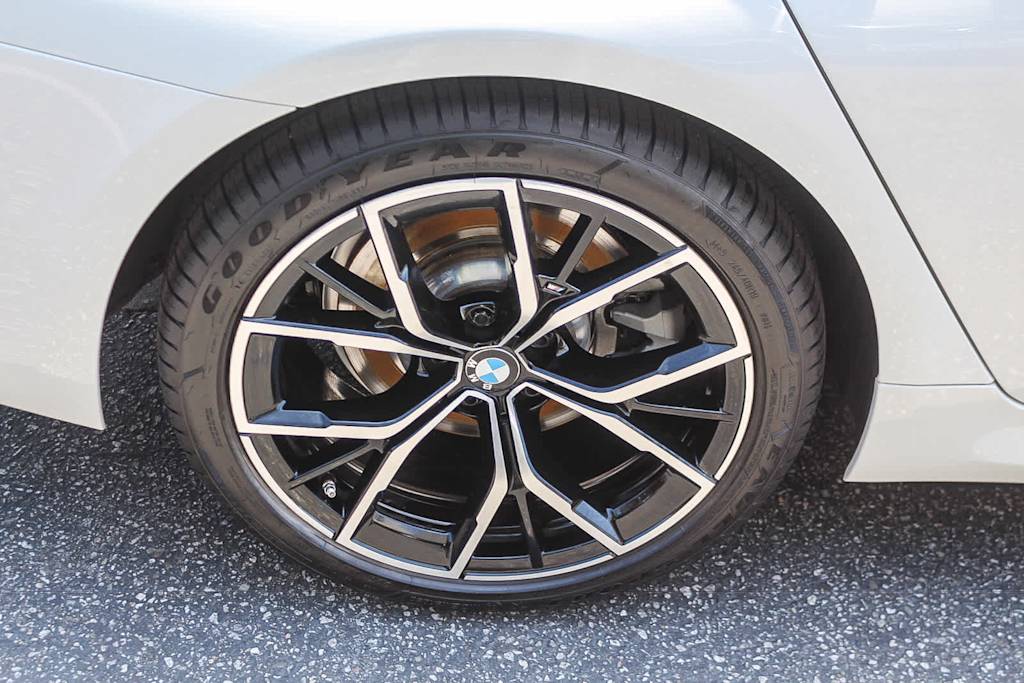 Thumbnail: 2023 BMW 5 Series - 7