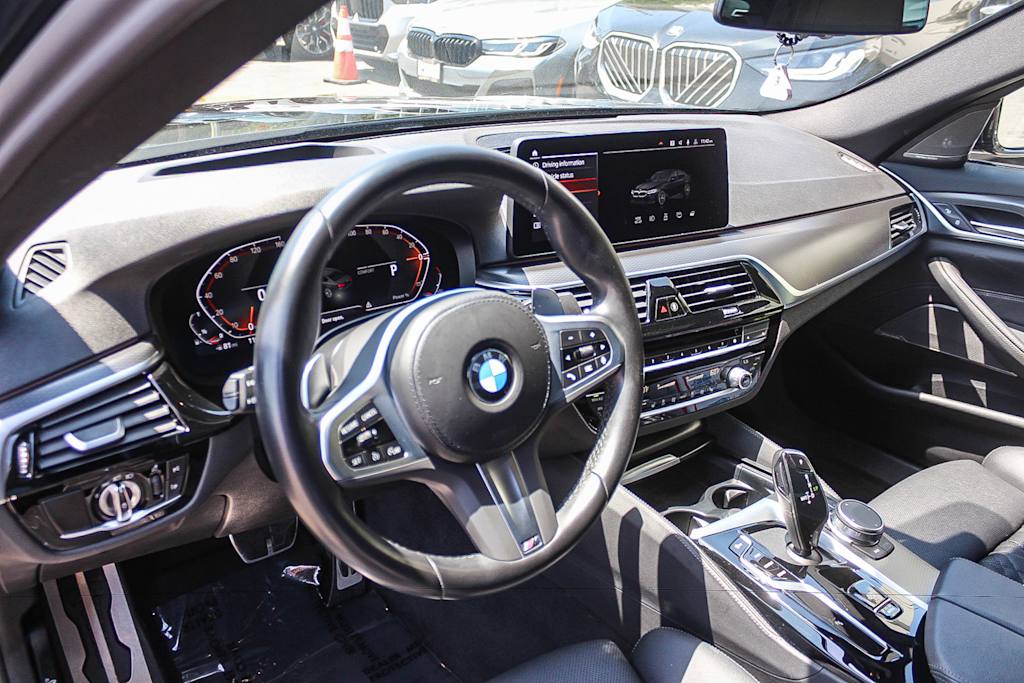 Thumbnail: 2023 BMW 5 Series - 12