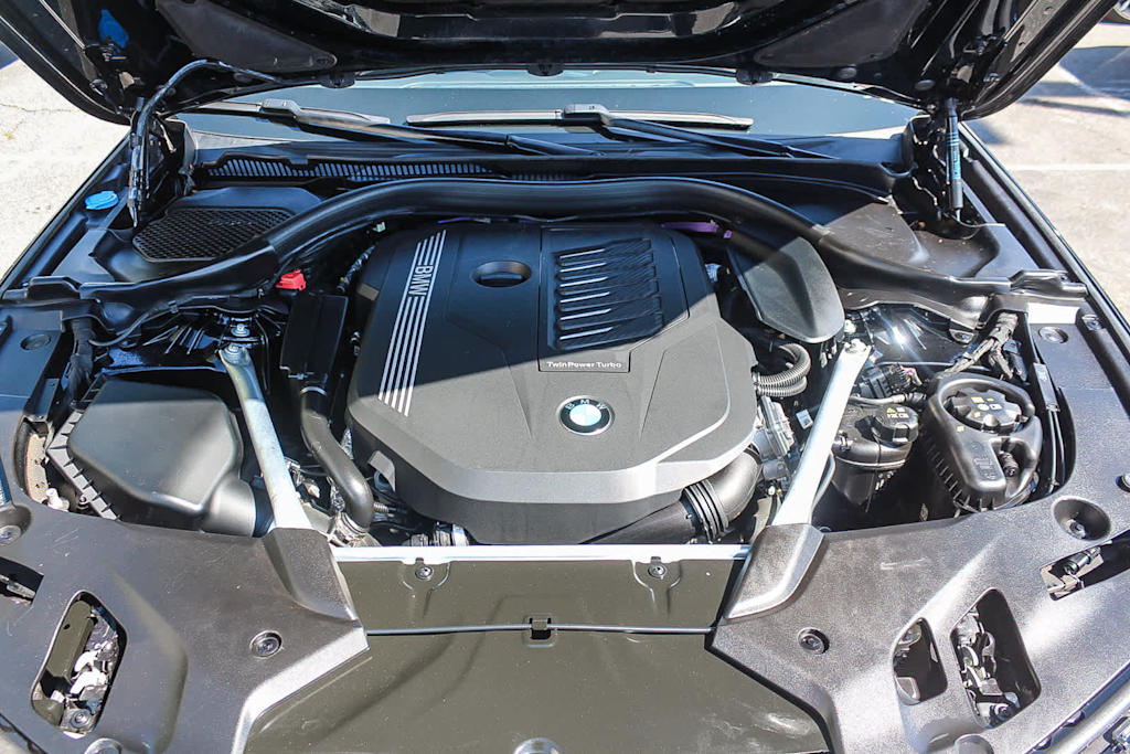 Thumbnail: 2023 BMW 5 Series - 8