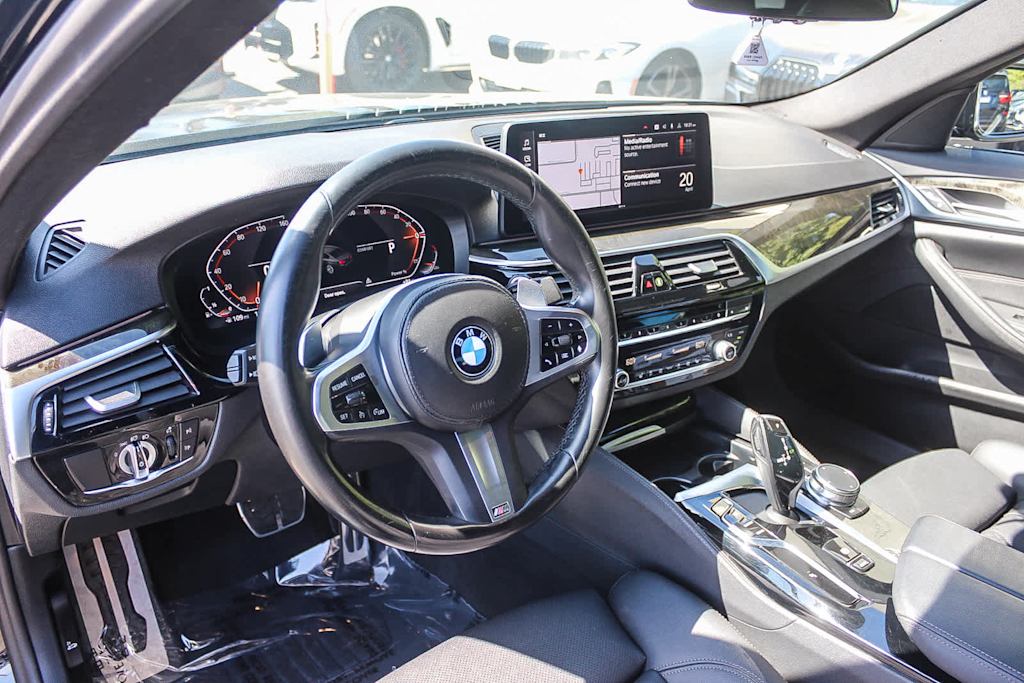 Thumbnail: 2023 BMW 5 Series - 12