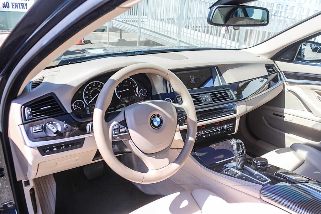 Thumbnail: 2014 BMW 5 Series - 24