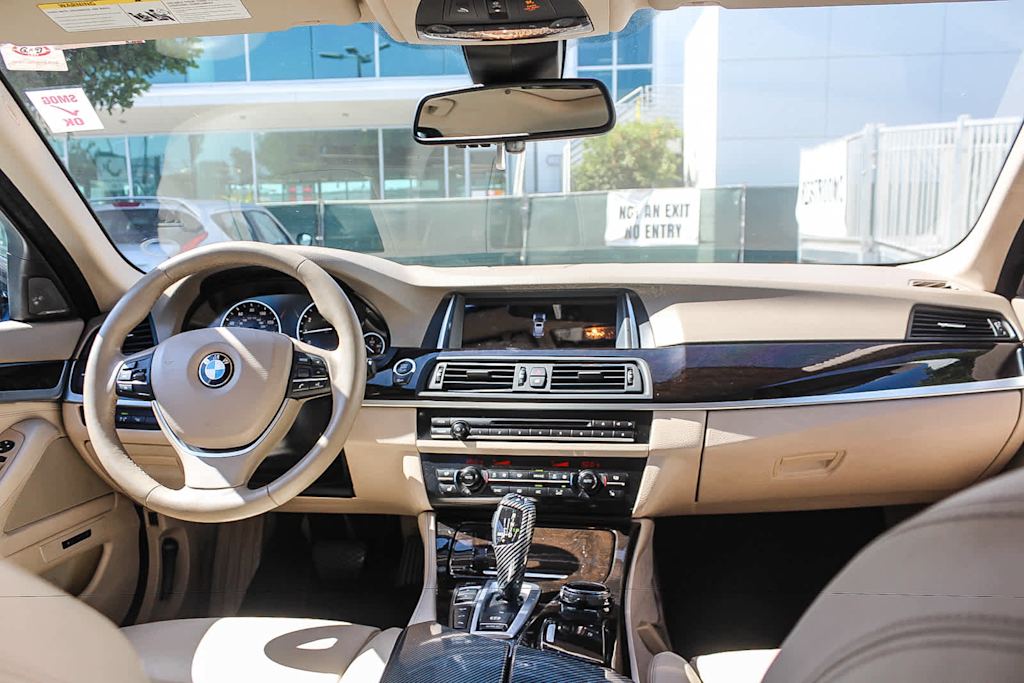 Thumbnail: 2014 BMW 5 Series - 2