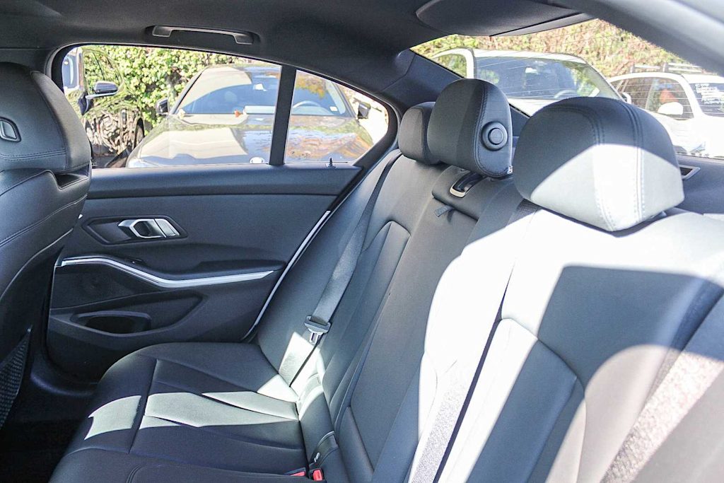 Thumbnail: 2019 BMW 3 Series - 10